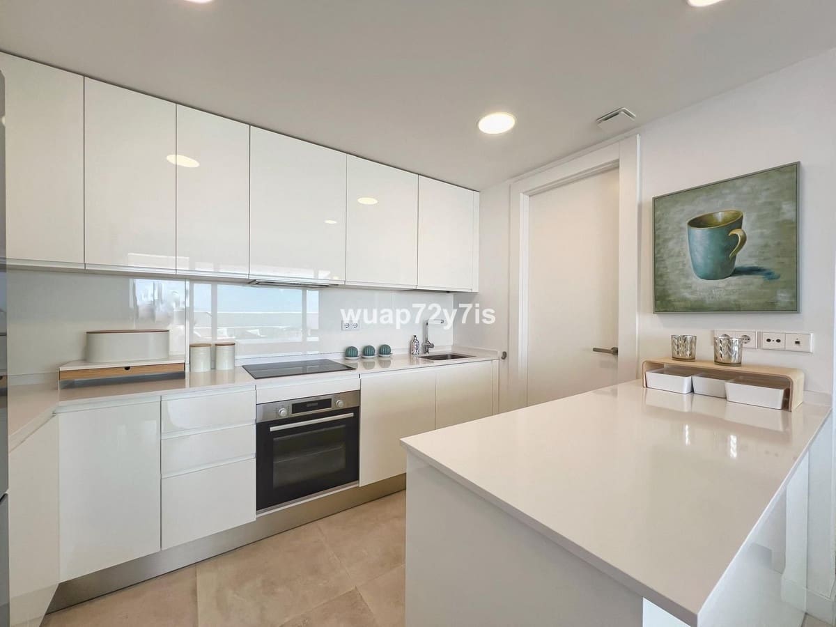 4 soveværelse Penthouse til salg i New Golden Mile med swimmingpool - € 1.190.000 (Ref: 9540224)