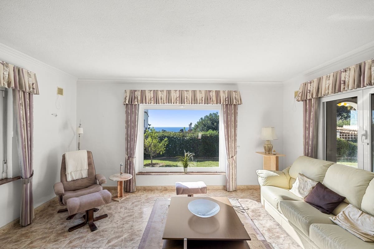 4 soveværelse Villa til salg i Benalmadena med swimmingpool garage - € 1.190.000 (Ref: 9540225)