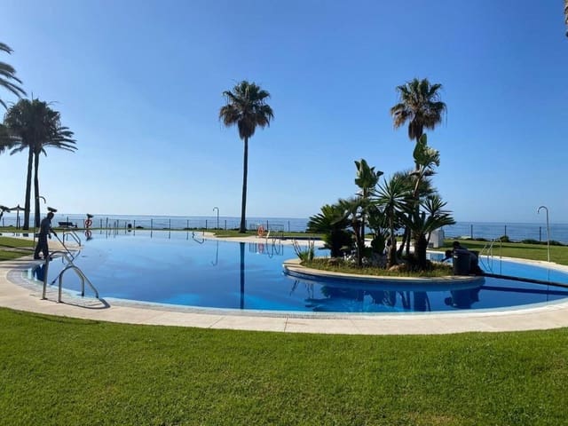 3 bedroom Apartment for sale in Calahonda, Mijas with pool - € 1,195,000 (Ref: 9540229)