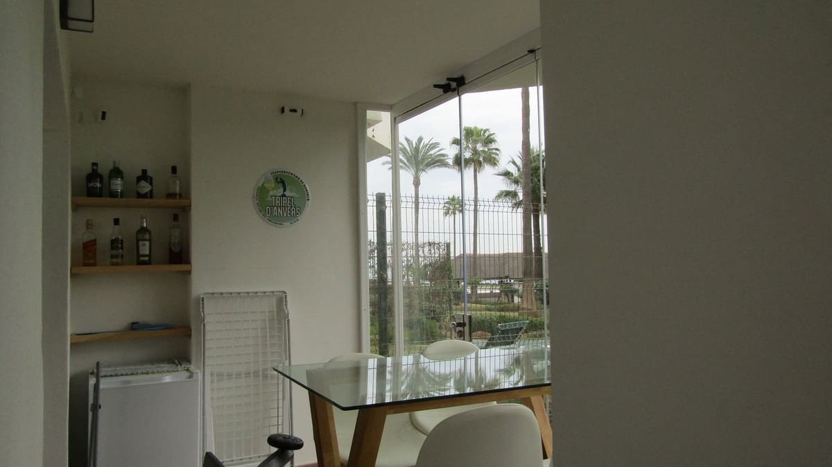 3 bedroom Apartment for sale in Calahonda with pool - € 1,195,000 (Ref: 9540229)