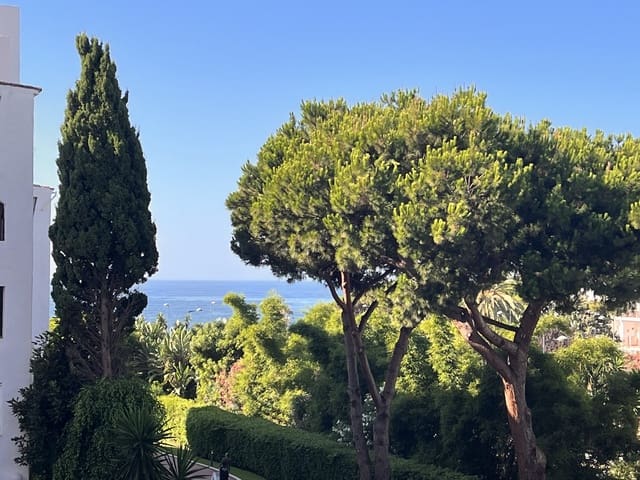 2 slaapkamer Appartement te koop in Puerto Banus, Marbella met zwembad - € 1.195.000 (Ref: 9540231)