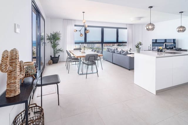 3 sypialnia Penthouse na sprzedaż w Centro, Estepona z basenem - 1 195 000 € (Ref: 9540235)