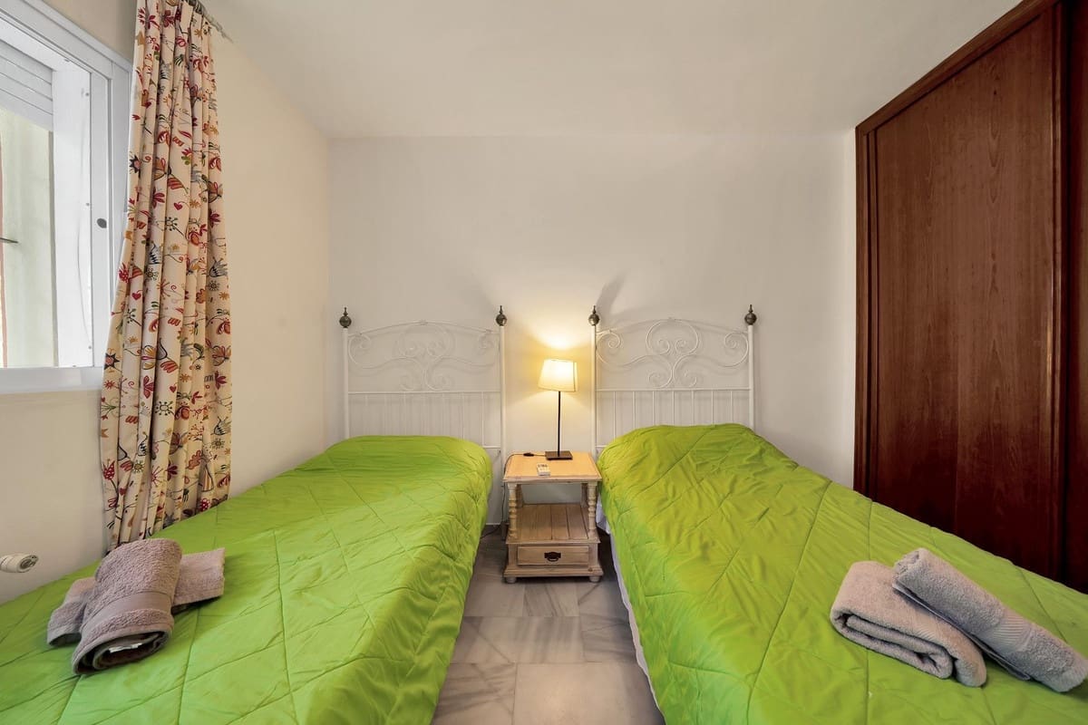 5 slaapkamer Villa te koop in Elviria met zwembad - € 1.195.000 (Ref: 9540239)