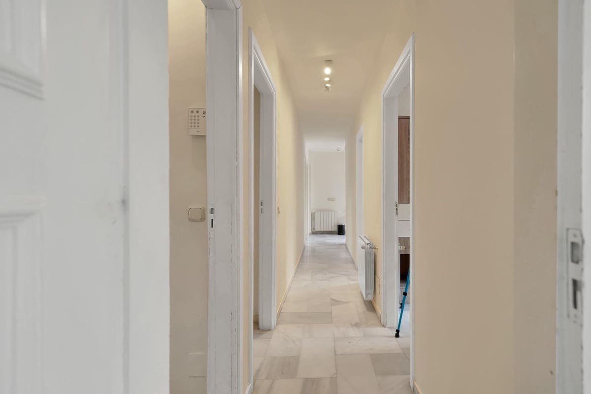 5 slaapkamer Villa te koop in Elviria met zwembad - € 1.195.000 (Ref: 9540239)