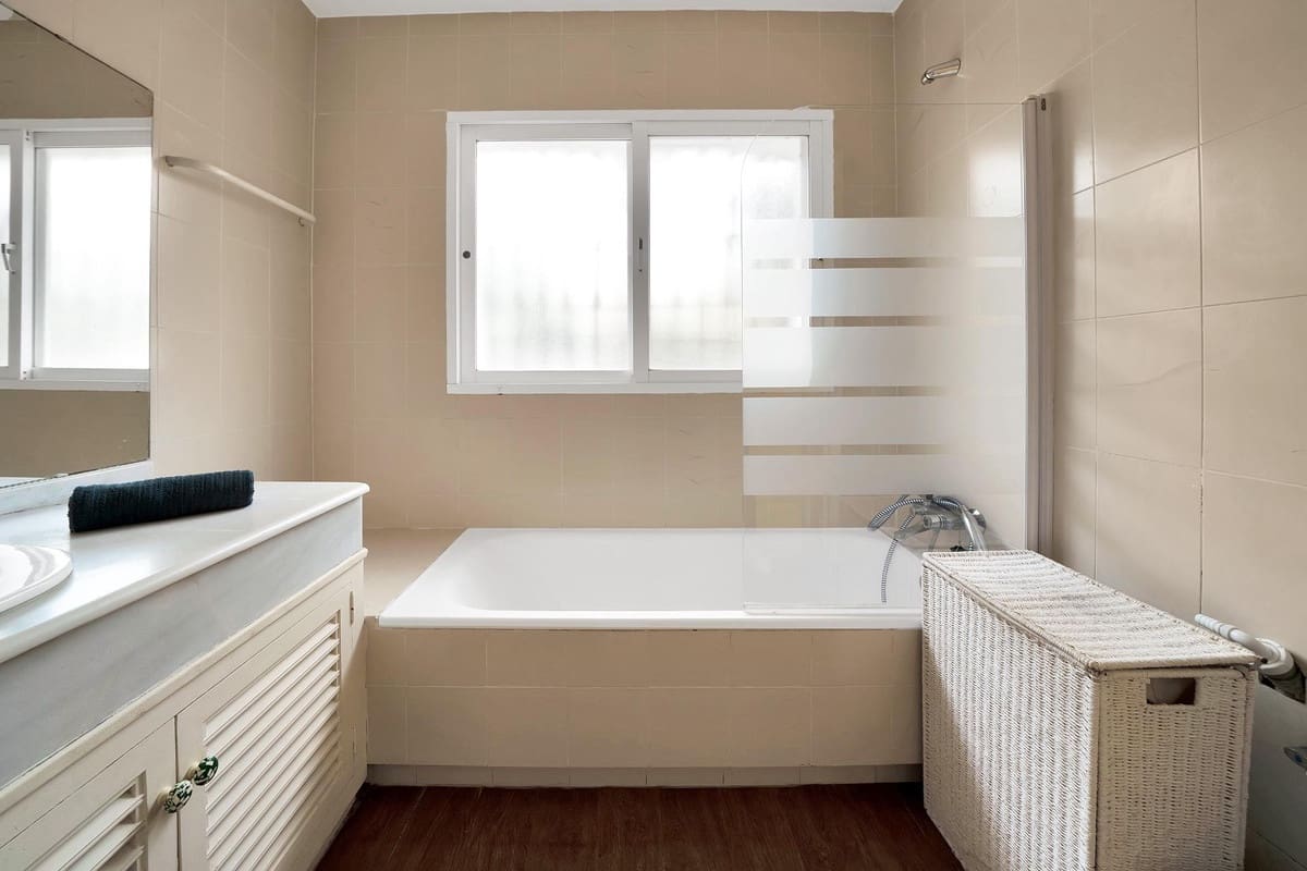 5 slaapkamer Villa te koop in Elviria met zwembad - € 1.195.000 (Ref: 9540239)