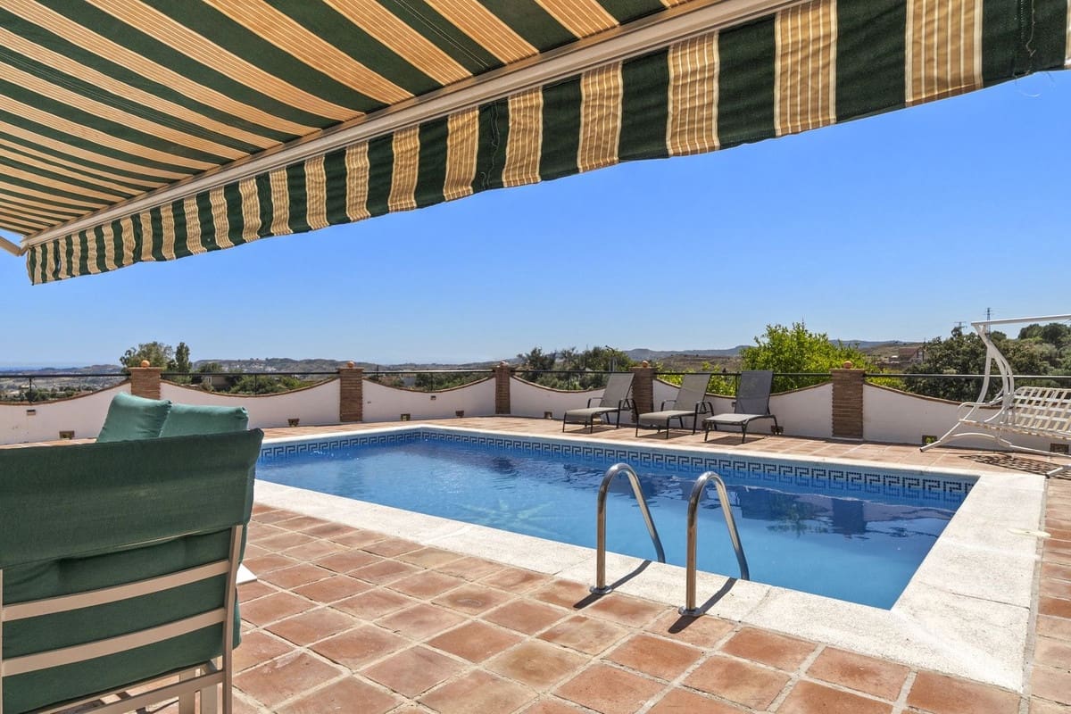 5 bedroom Villa for sale in Mijas with pool - € 1,195,000 (Ref: 9540240)