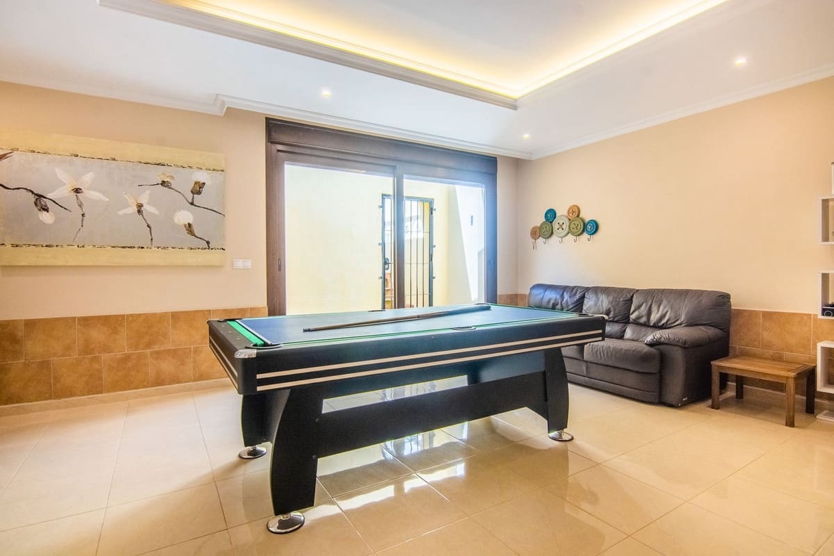 5 camera da letto Villetta Bifamiliare in vendita in La Mairena con piscina garage - 1.195.000 € (Rif: 9540241)