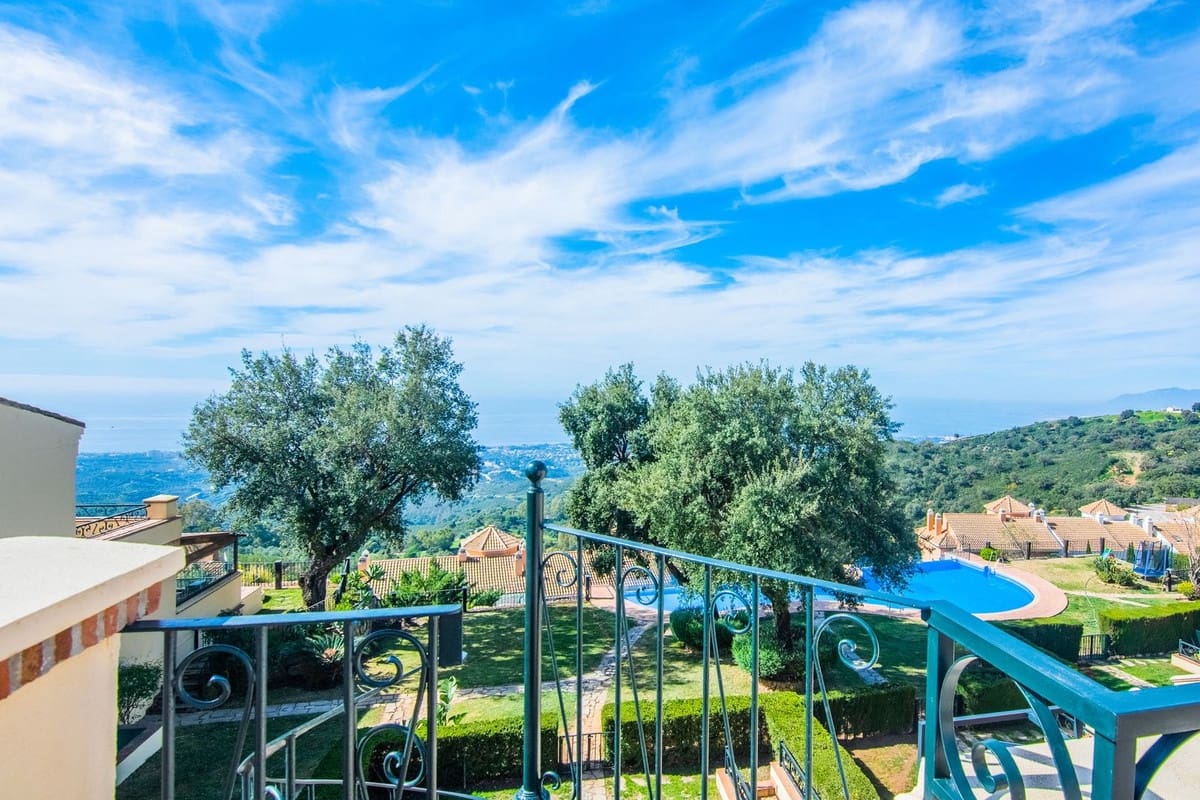 5 camera da letto Villetta Bifamiliare in vendita in La Mairena con piscina garage - 1.195.000 € (Rif: 9540241)