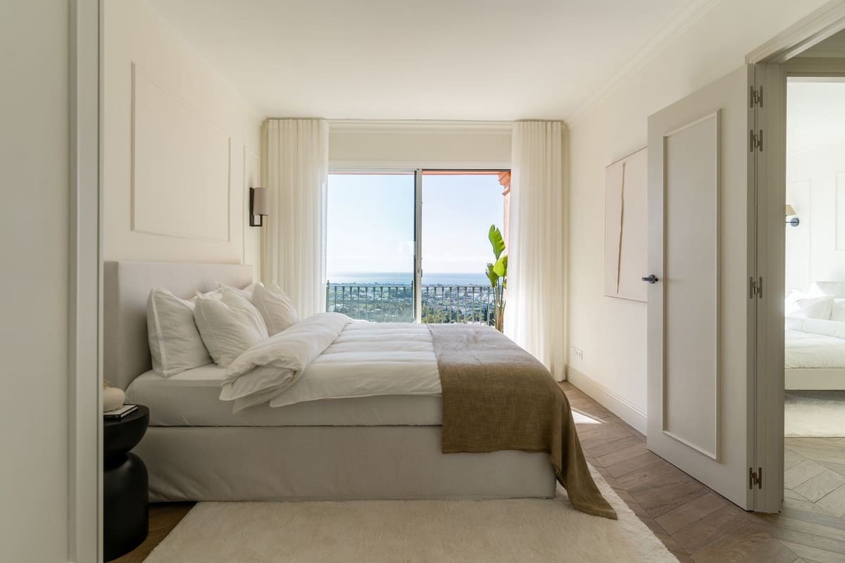 Casa de 4 habitaciones en Monte Halcones en venta con piscina - 1.195.000 € (Ref: 9540242)