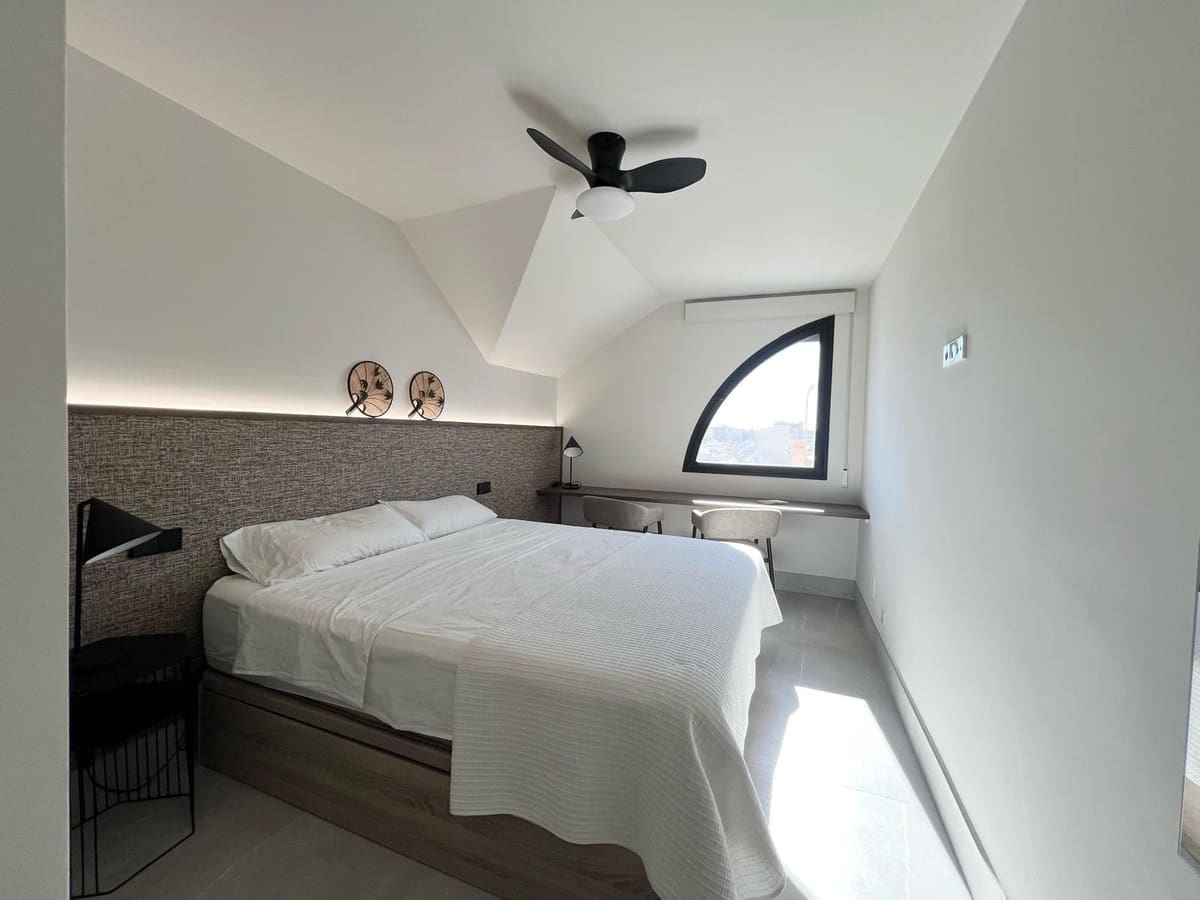 4 makuuhuone Kattohuoneisto myytävänä paikassa Fuengirola mukana uima-altaan - 1 199 000 € (Ref: 9540247)