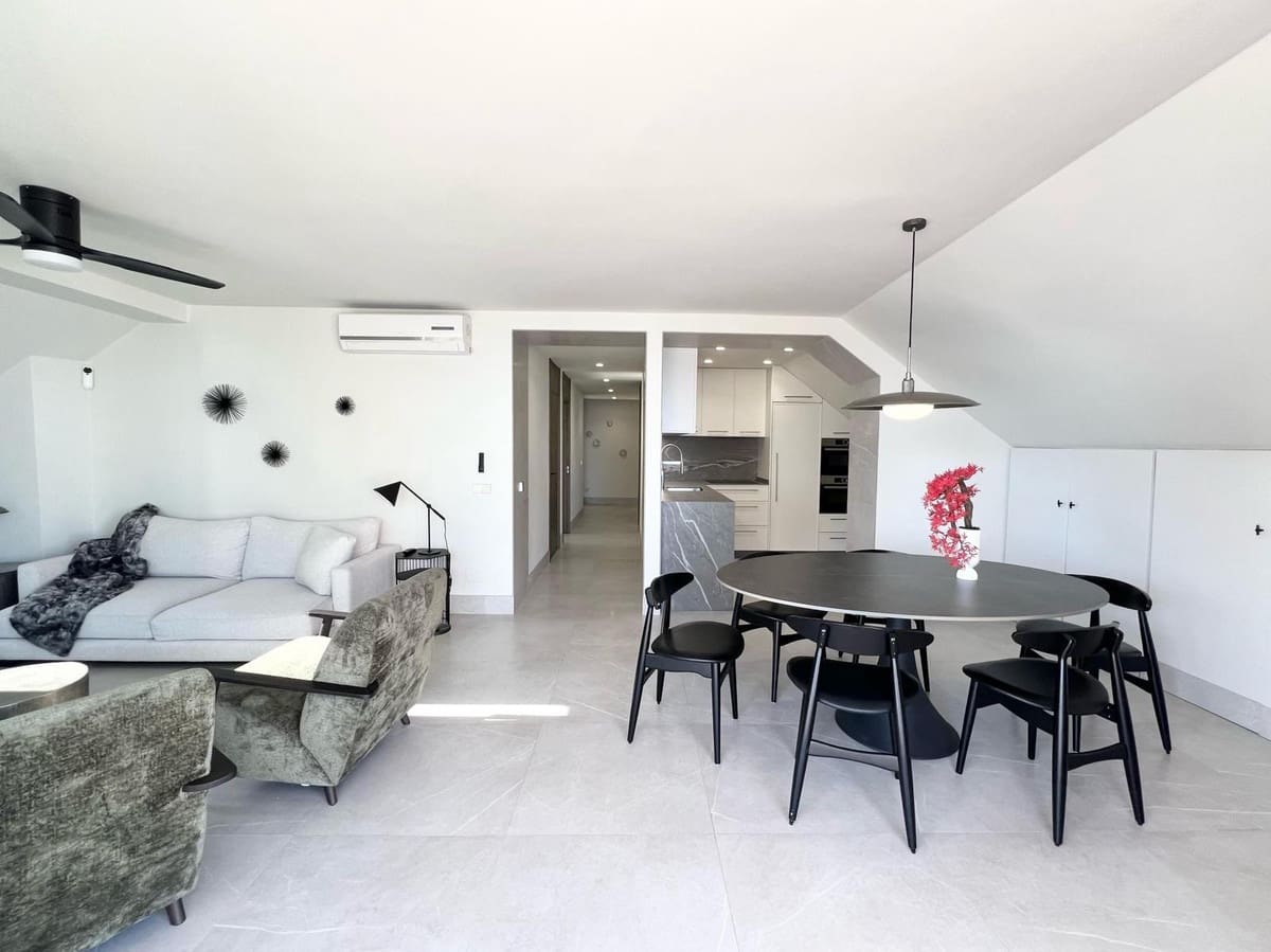 4 makuuhuone Kattohuoneisto myytävänä paikassa Fuengirola mukana uima-altaan - 1 199 000 € (Ref: 9540247)