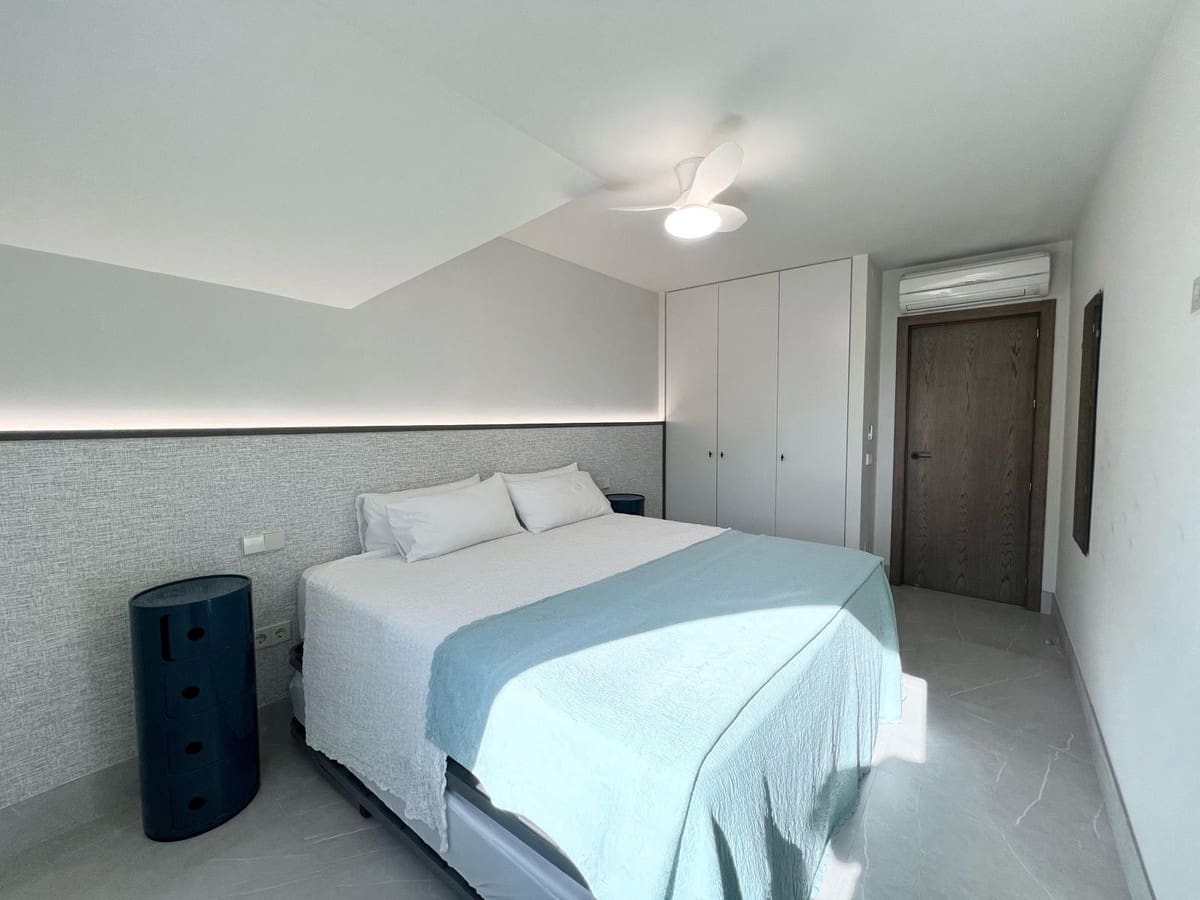 4 makuuhuone Kattohuoneisto myytävänä paikassa Fuengirola mukana uima-altaan - 1 199 000 € (Ref: 9540247)