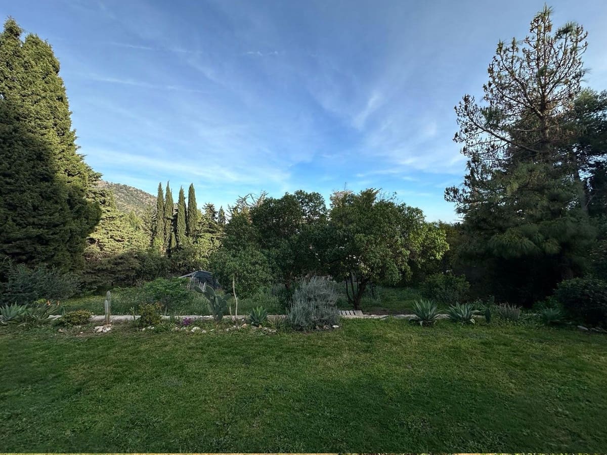 8 Zimmer Villa zu verkaufen in Mijas mit Pool Garage - 1.199.000 € (Ref: 9540248)