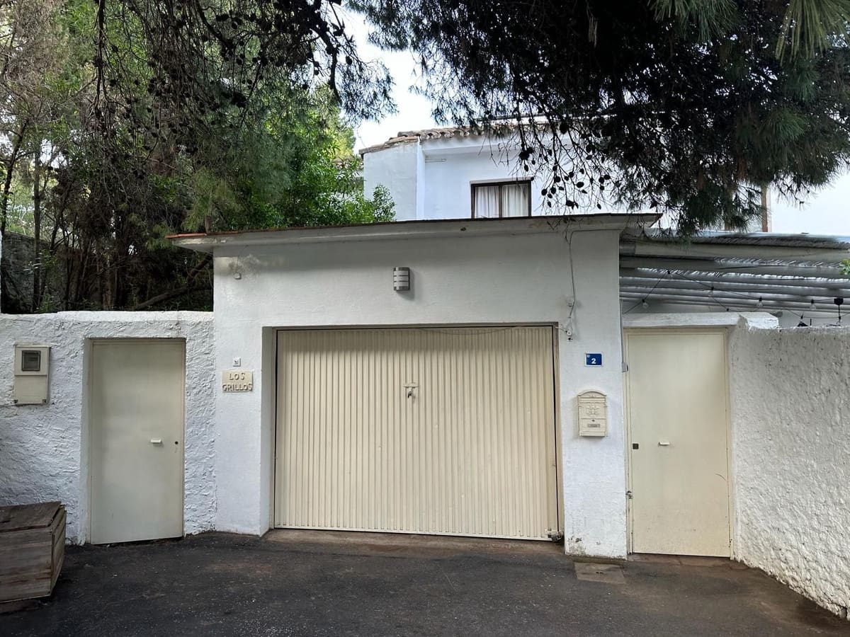 8 Zimmer Villa zu verkaufen in Mijas mit Pool Garage - 1.199.000 € (Ref: 9540248)