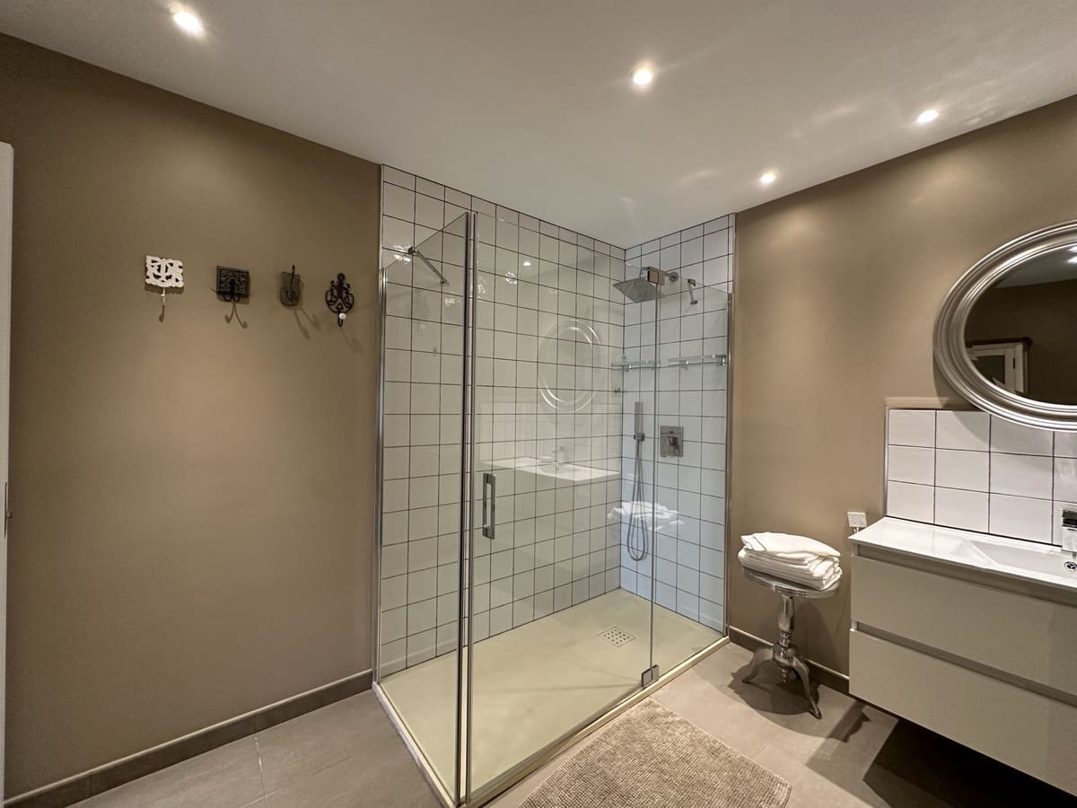 3 soverom Leilighet til salgs i Puerto Banus med svømmebasseng - € 1 200 000 (Ref: 9540253)