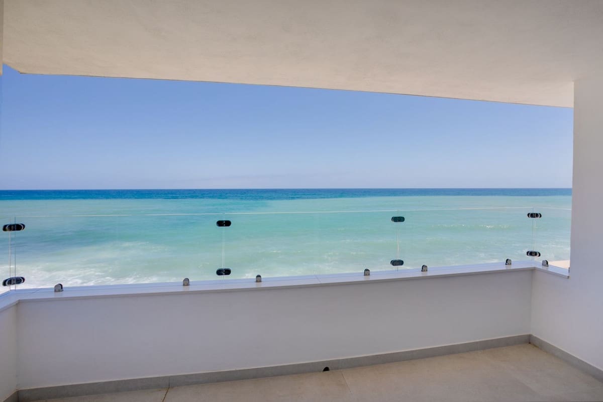 3 soveværelse Villa til salg i Estepona - € 1.200.000 (Ref: 9540257)