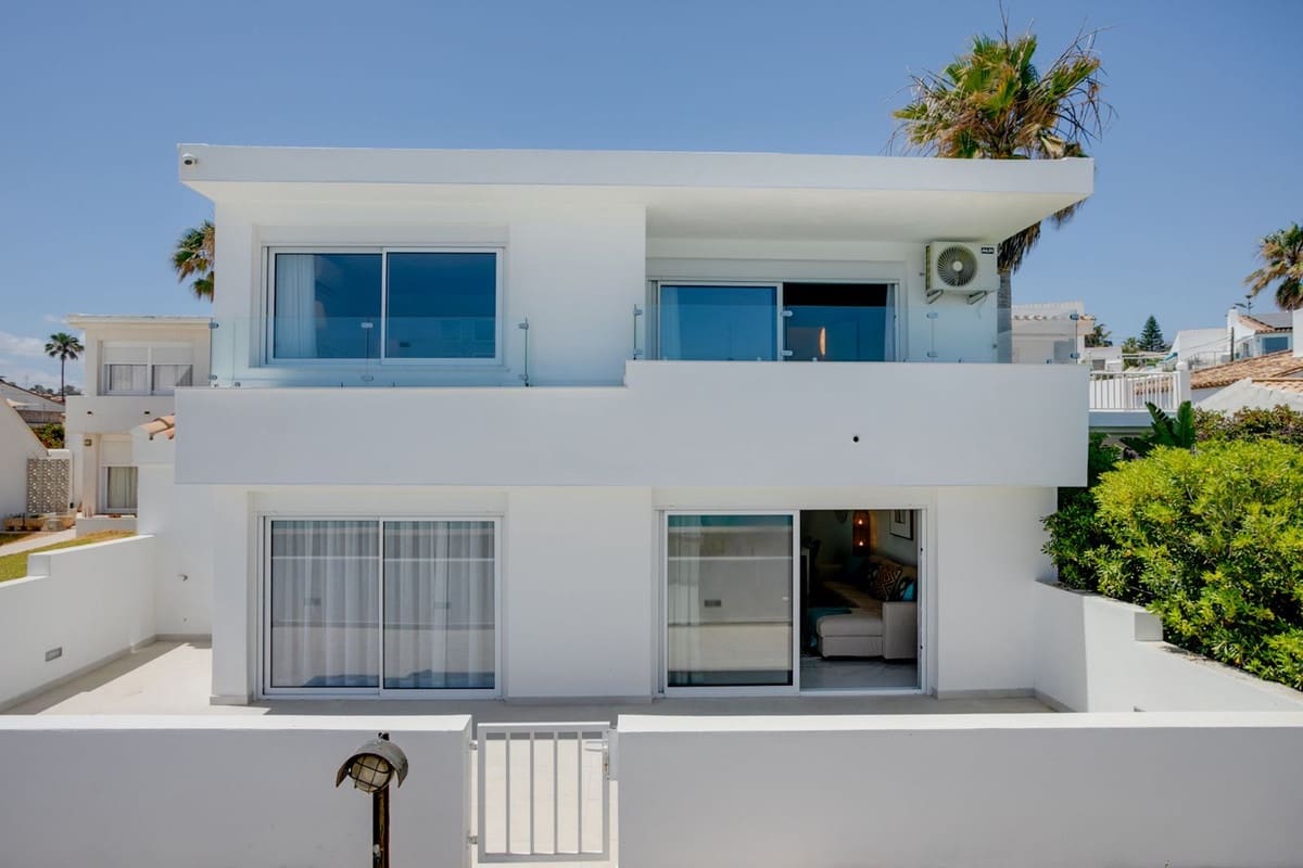 3 soveværelse Villa til salg i Estepona - € 1.200.000 (Ref: 9540257)