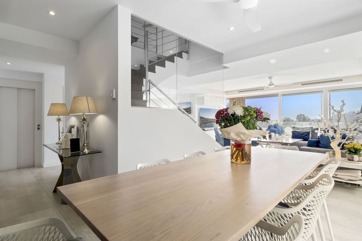 3 soveværelse Villa til salg i Benalmadena med swimmingpool - € 1.200.000 (Ref: 9540260)