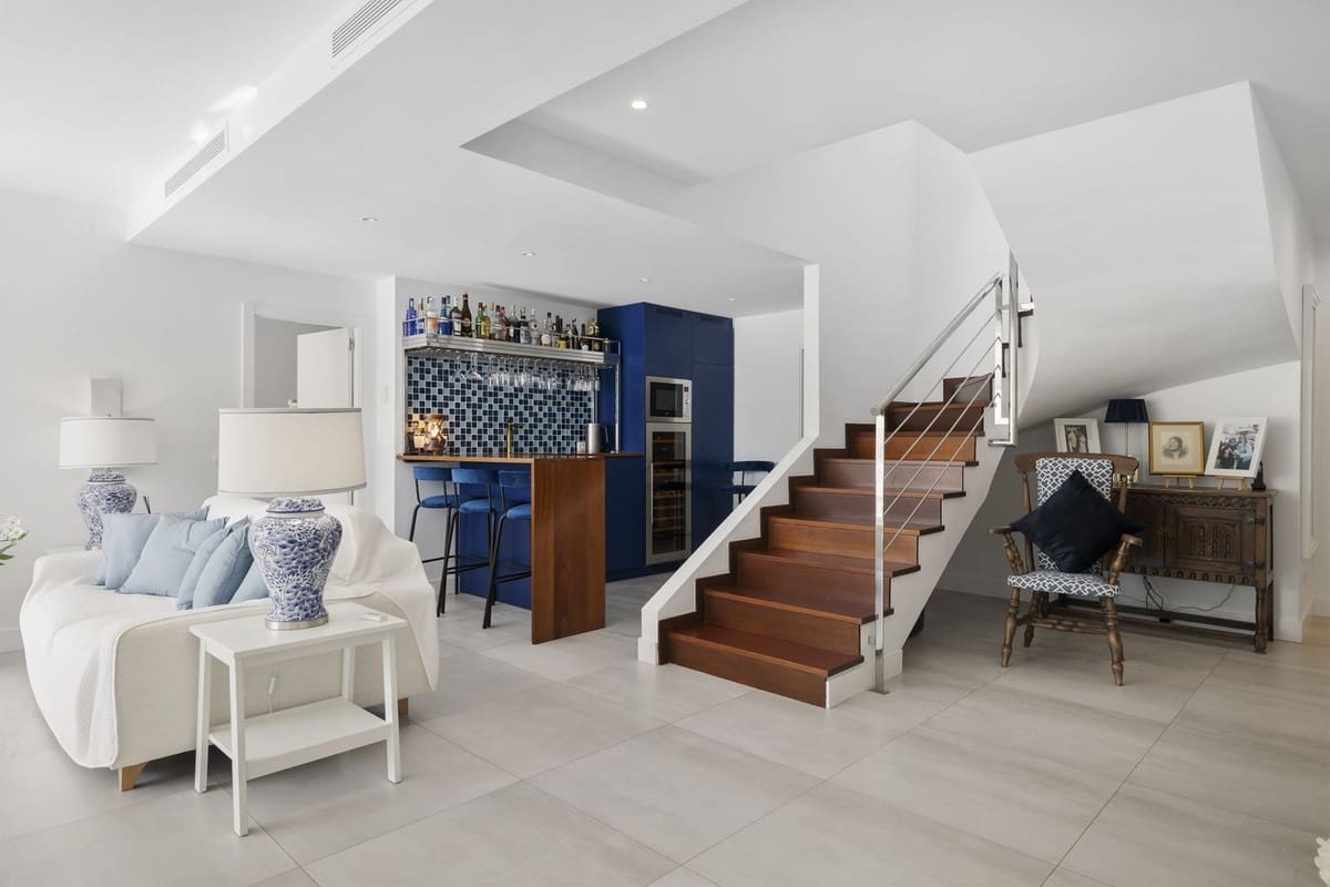 3 soveværelse Villa til salg i Benalmadena med swimmingpool - € 1.200.000 (Ref: 9540260)