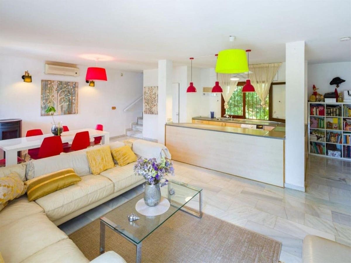 4 camera da letto Villa in vendita in El Rosario con piscina - 1.200.000 € (Rif: 9540262)