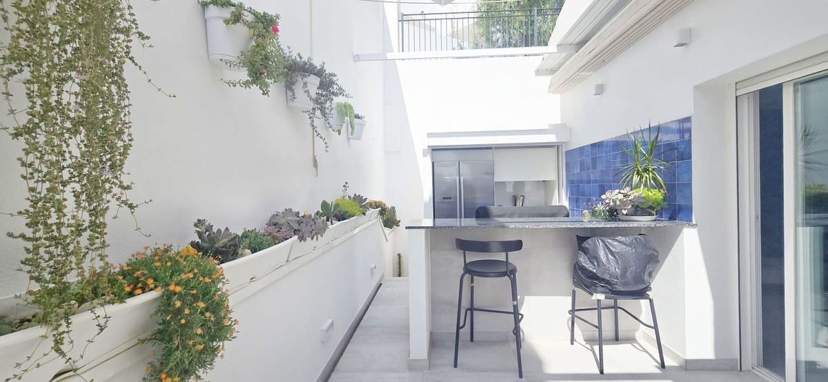 4 soveværelse Villa til salg i Benalmadena med swimmingpool garage - € 1.200.000 (Ref: 9540263)