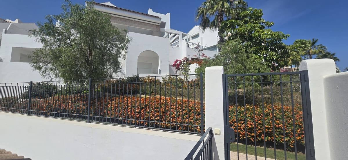 4 soveværelse Villa til salg i Benalmadena med swimmingpool garage - € 1.200.000 (Ref: 9540263)