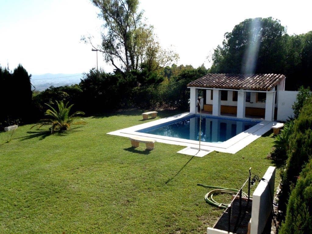 5 soverom Villa til salgs i Mijas med svømmebasseng garasje - € 1 200 000 (Ref: 9540264)