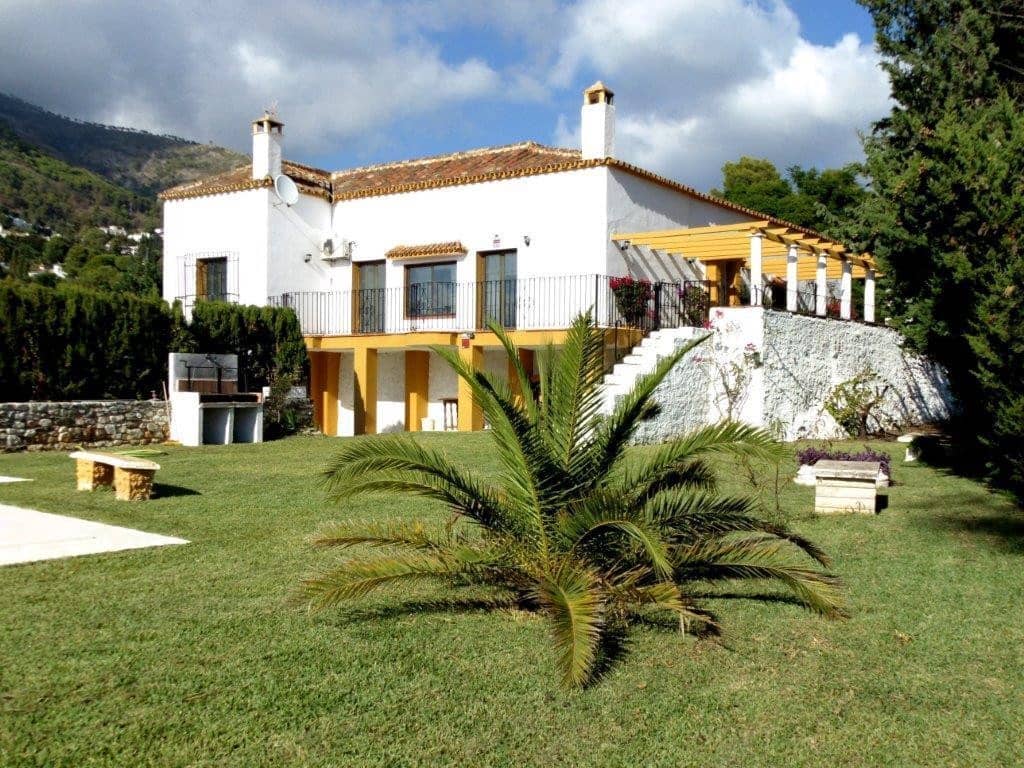 5 soverom Villa til salgs i Mijas med svømmebasseng garasje - € 1 200 000 (Ref: 9540264)