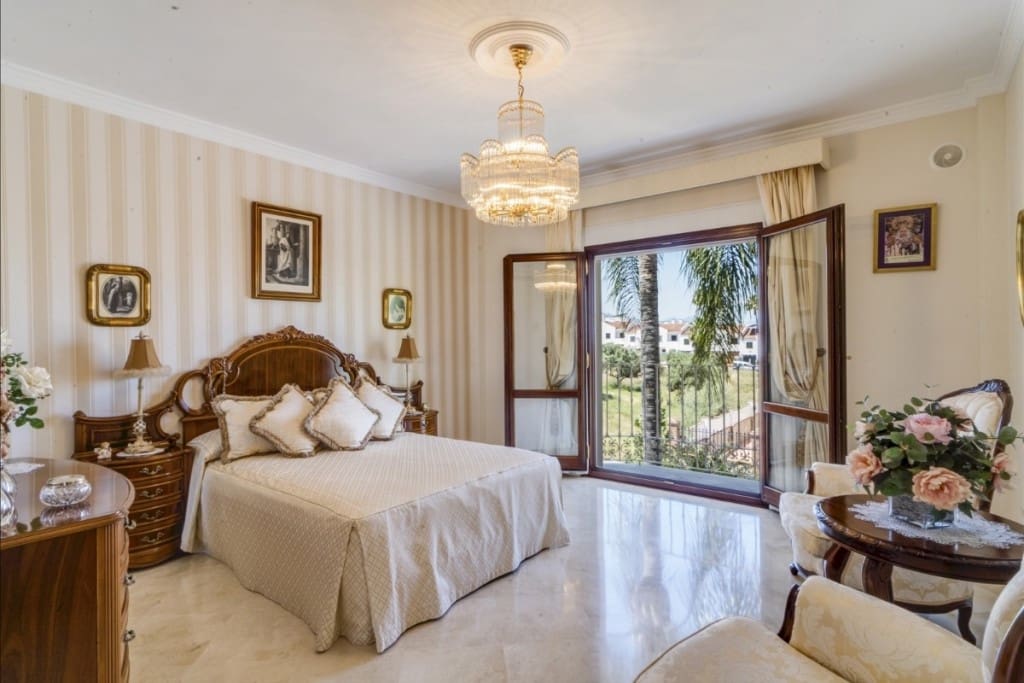 6 soveværelse Villa til salg i Alhaurin el Grande med swimmingpool garage - € 1.200.000 (Ref: 9540267)