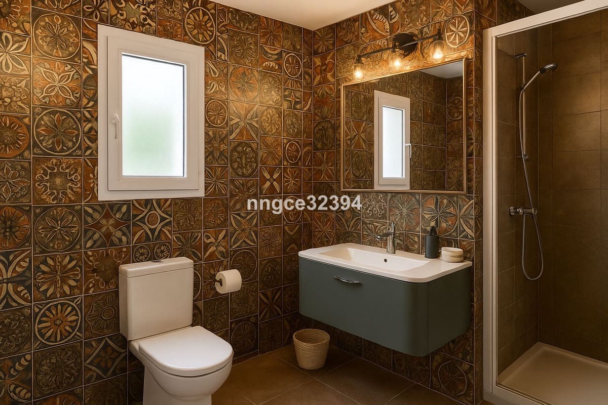 7 bedroom Villa for sale in Sotogrande with pool - € 999,000 (Ref: 9540268)