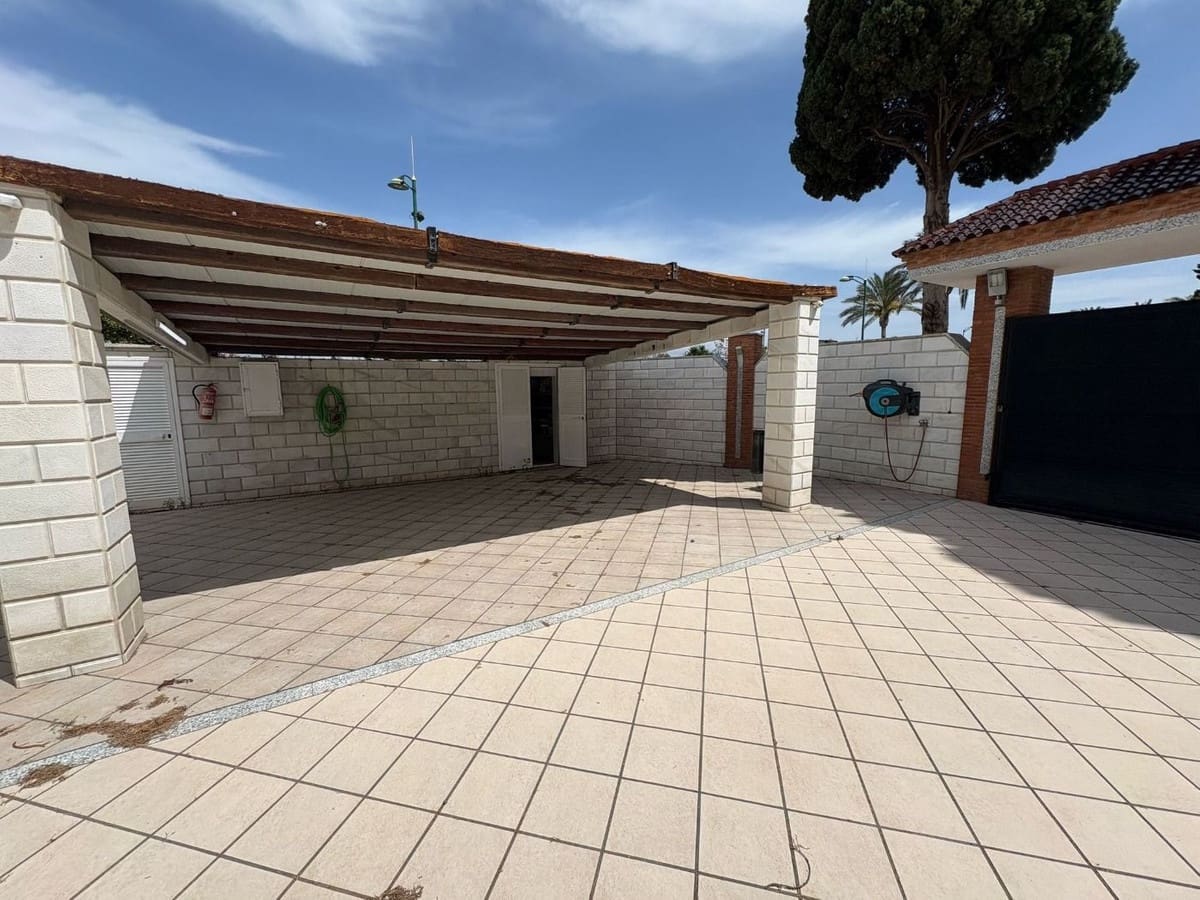 8 camera da letto Villa in vendita in Alhaurin de la Torre con piscina garage - 1.200.000 € (Rif: 9540269)