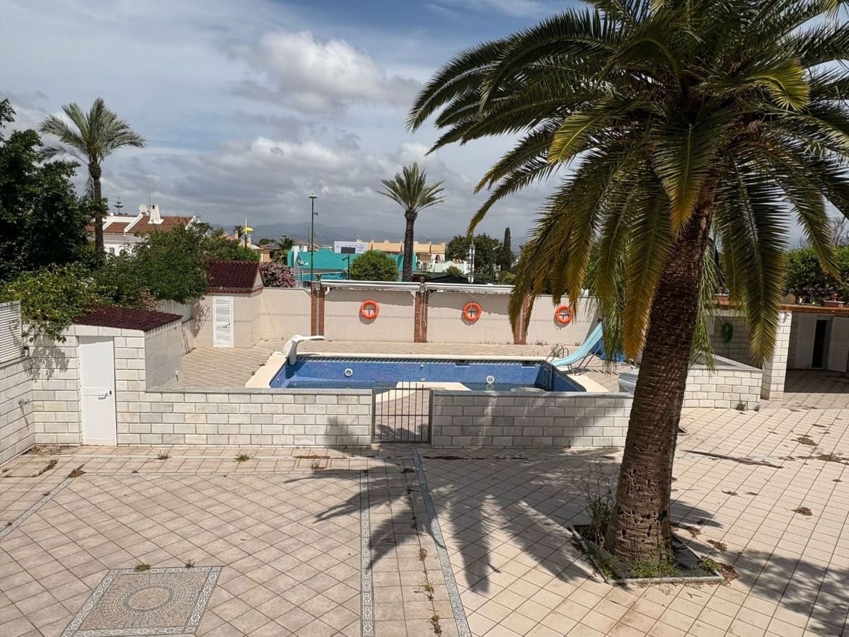 8 camera da letto Villa in vendita in Alhaurin de la Torre con piscina garage - 1.200.000 € (Rif: 9540269)