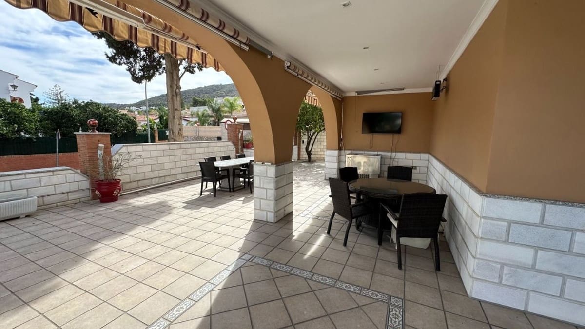 8 camera da letto Villa in vendita in Alhaurin de la Torre con piscina garage - 1.200.000 € (Rif: 9540269)