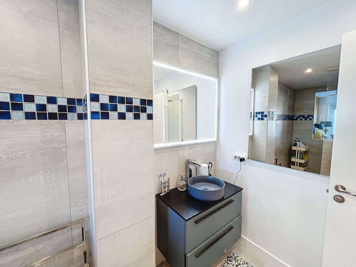 3 soveværelse Semi-Rækkehus til salg i Benalmadena med swimmingpool garage - € 1.200.000 (Ref: 9540270)