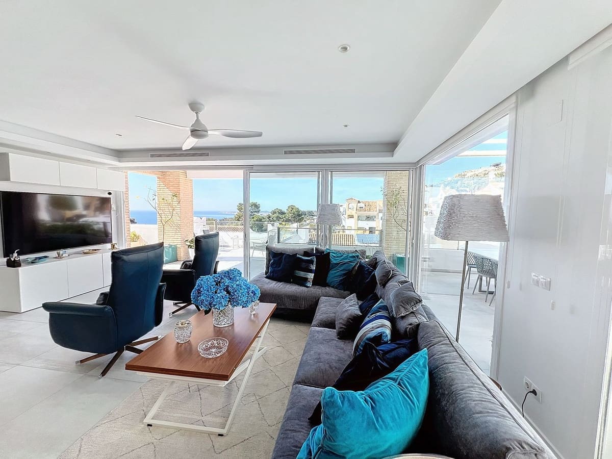 3 soveværelse Semi-Rækkehus til salg i Benalmadena med swimmingpool garage - € 1.200.000 (Ref: 9540270)