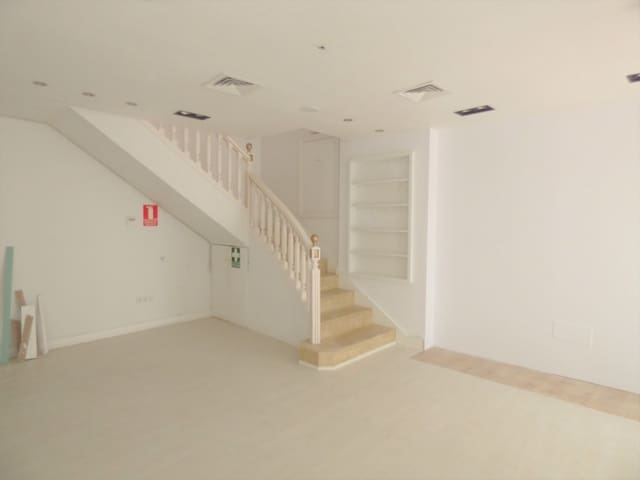 2 bedroom Townhouse for sale in Marbella - € 1,200,000 (Ref: 9540272)