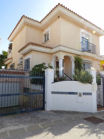 3 camera da letto Villa in vendita in Centro ciudad, Fuengirola con piscina - 1.225.000 € (Rif: 9540275)