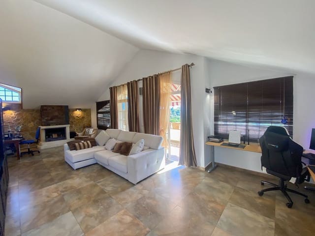 3 soverom Villa til salgs i Guadalmina Alta, Marbella med svømmebasseng garasje - € 1 240 000 (Ref: 9540276)