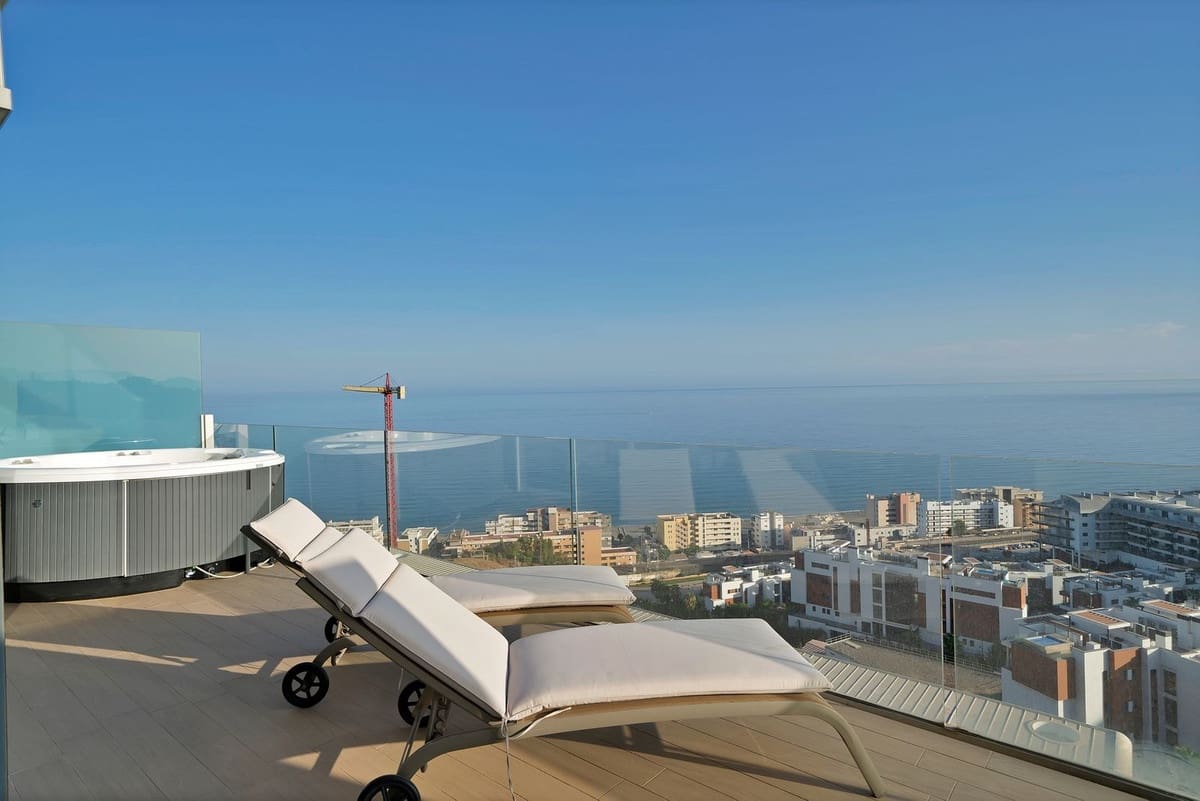 3 camera da letto Attico in vendita in Fuengirola con piscina - 1.249.000 € (Rif: 9540277)