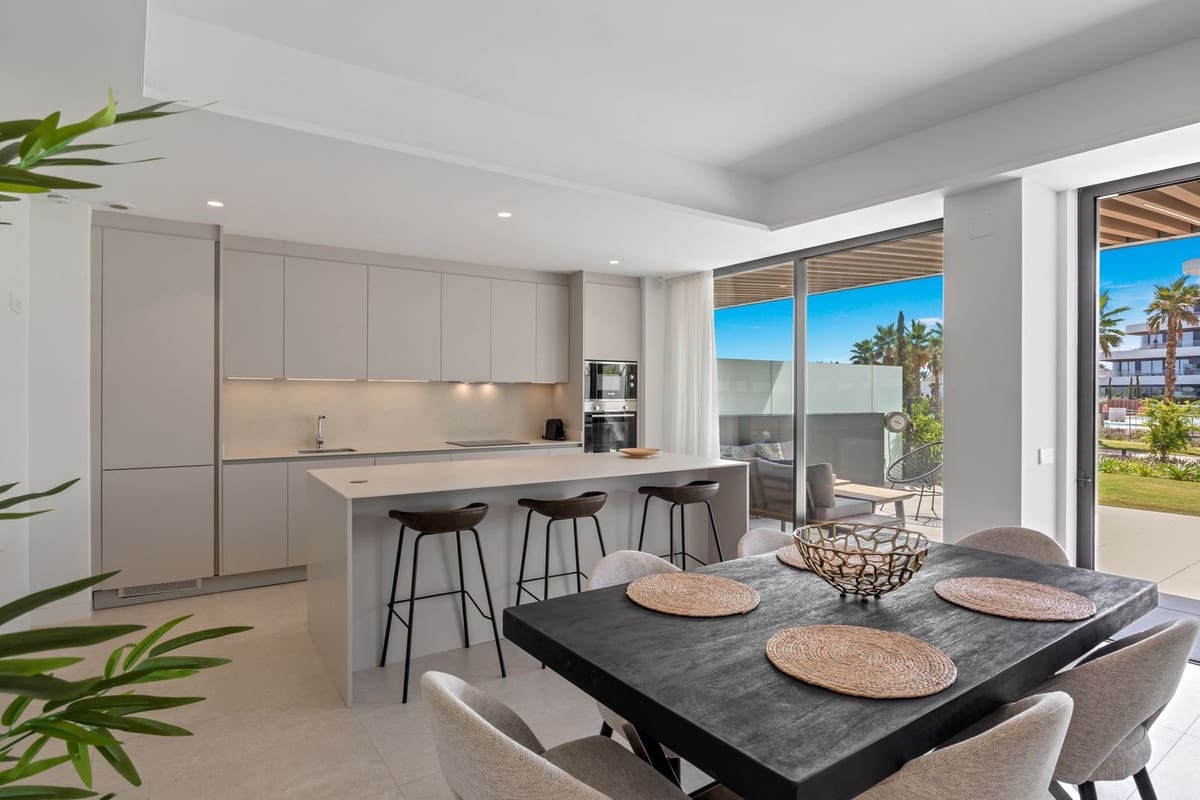 3 Zimmer Apartment zu verkaufen in Torremolinos mit Pool - 1.250.000 € (Ref: 9540281)