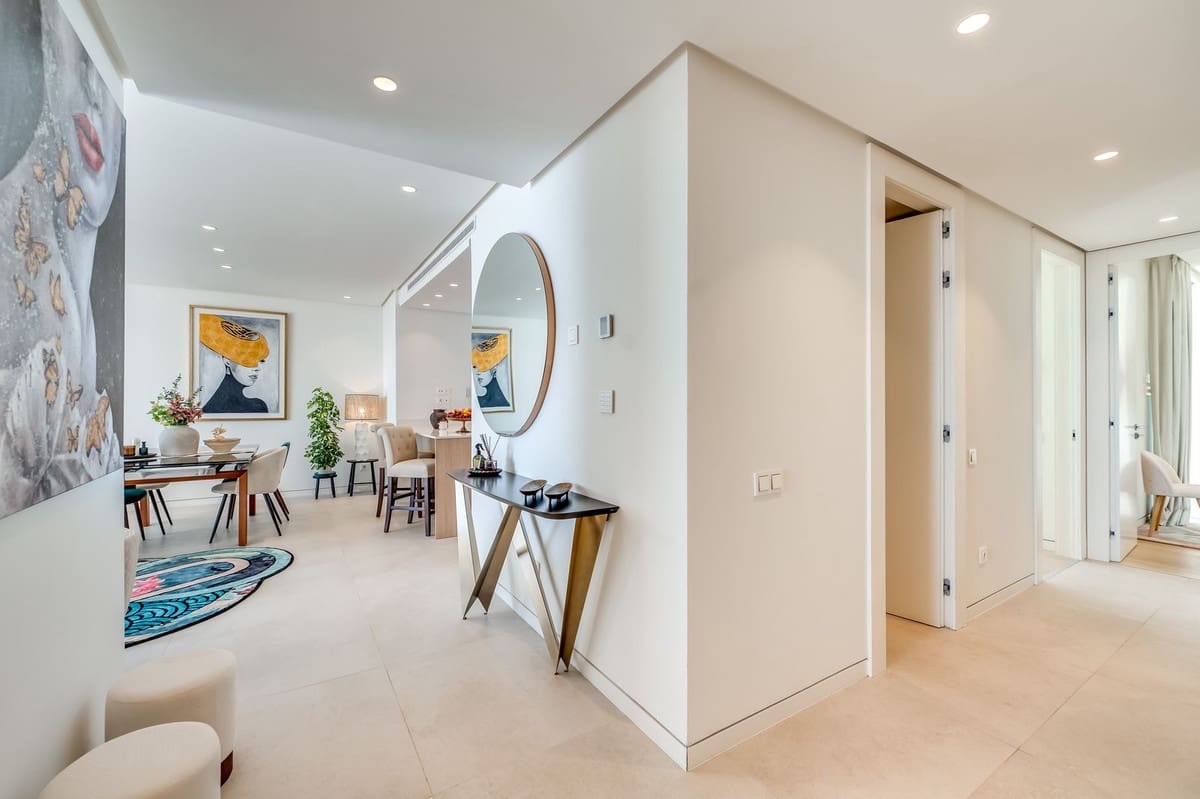 3 quarto Apartamento para venda em Ojen com piscina garagem - 1 250 000 € (Ref: 9540284)