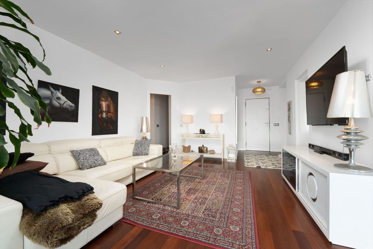 3 quarto Penthouse para venda em Fuengirola com piscina - 1 250 000 € (Ref: 9540288)