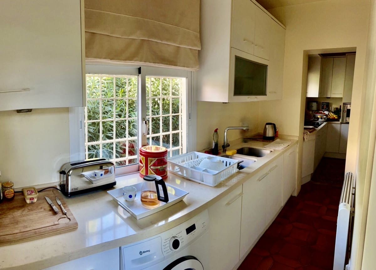 3 soveværelse Villa til salg i San Pedro de Alcantara med swimmingpool - € 1.250.000 (Ref: 9540289)