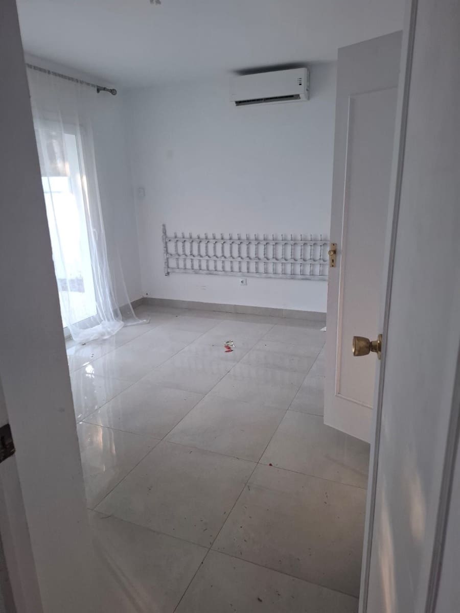 3 slaapkamer Villa te koop in Benalmadena met zwembad - € 1.250.000 (Ref: 9540290)