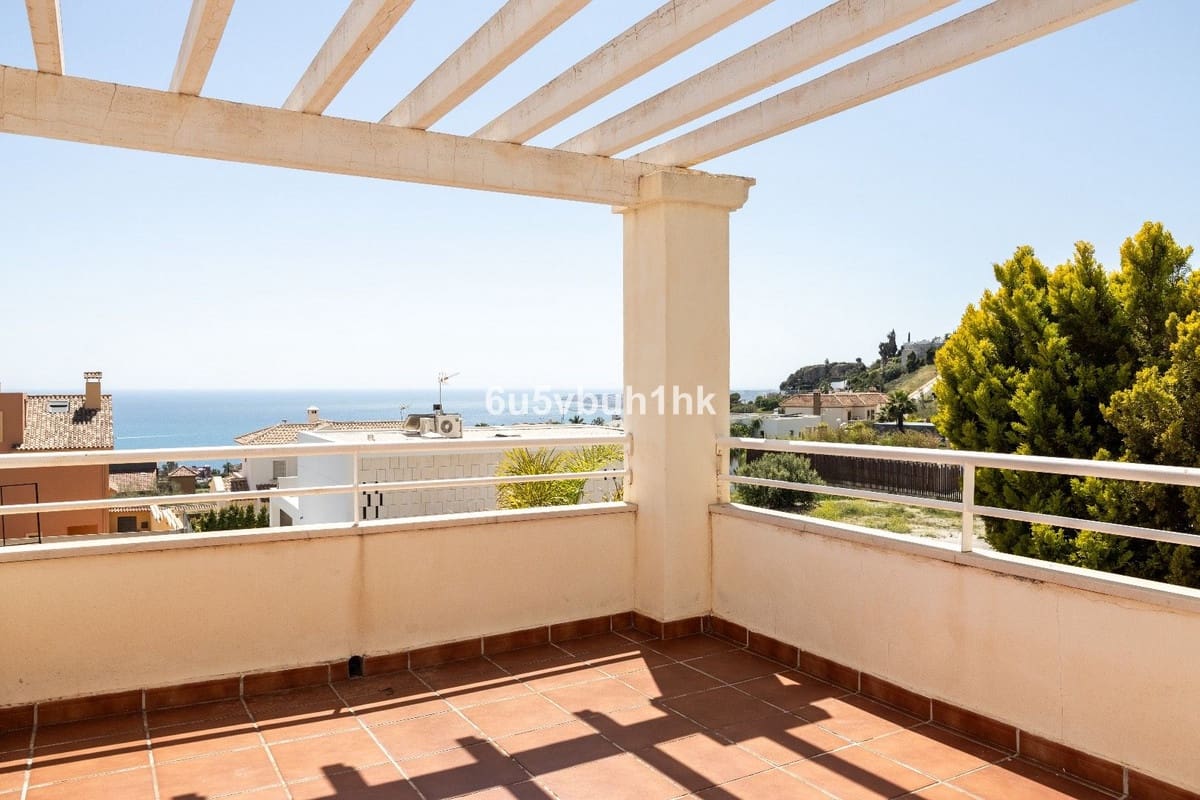 3 slaapkamer Villa te koop in Benalmadena met zwembad - € 1.250.000 (Ref: 9540292)