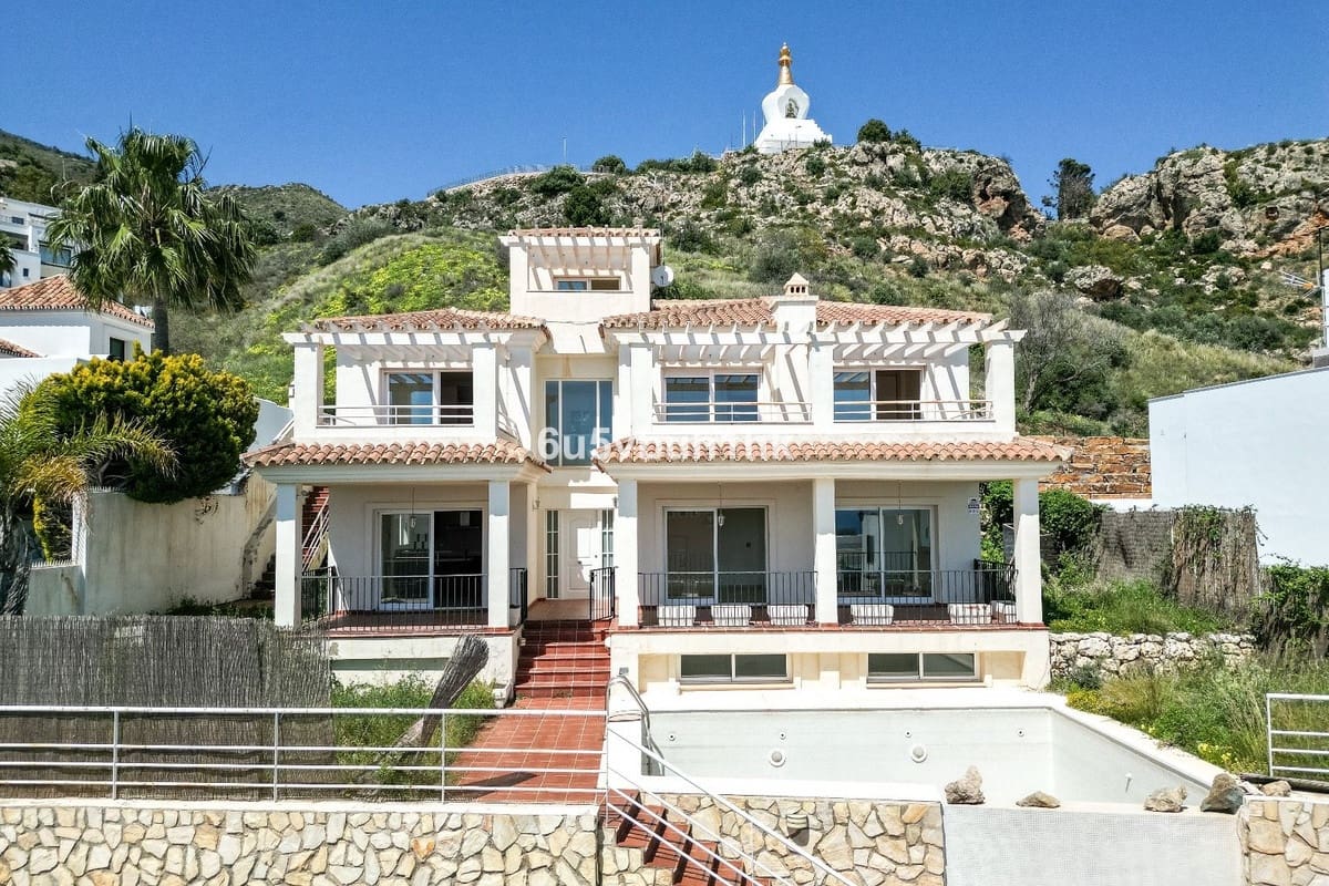 3 slaapkamer Villa te koop in Benalmadena met zwembad - € 1.250.000 (Ref: 9540292)