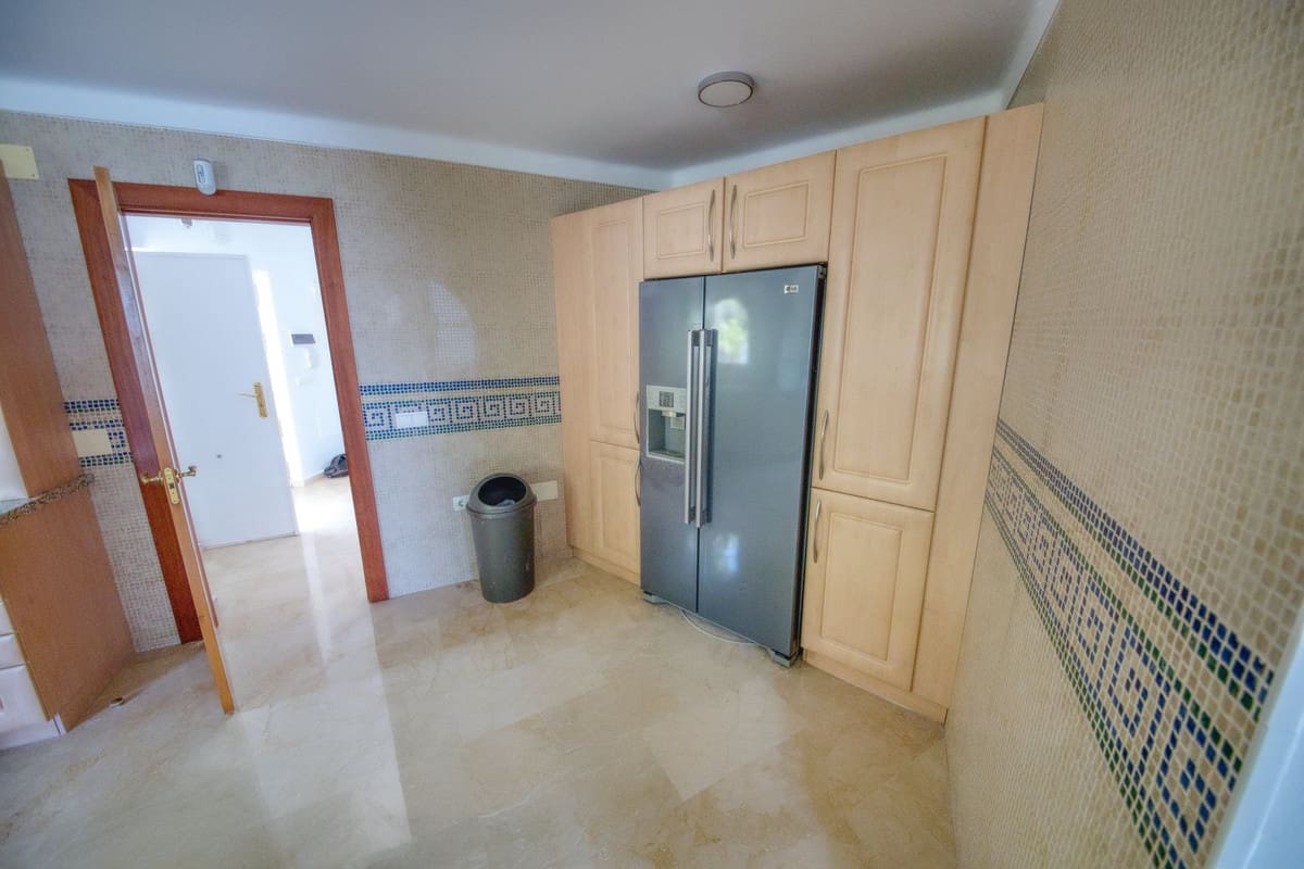 4 soverom Villa til salgs i Benalmadena med svømmebasseng - € 1 250 000 (Ref: 9540295)