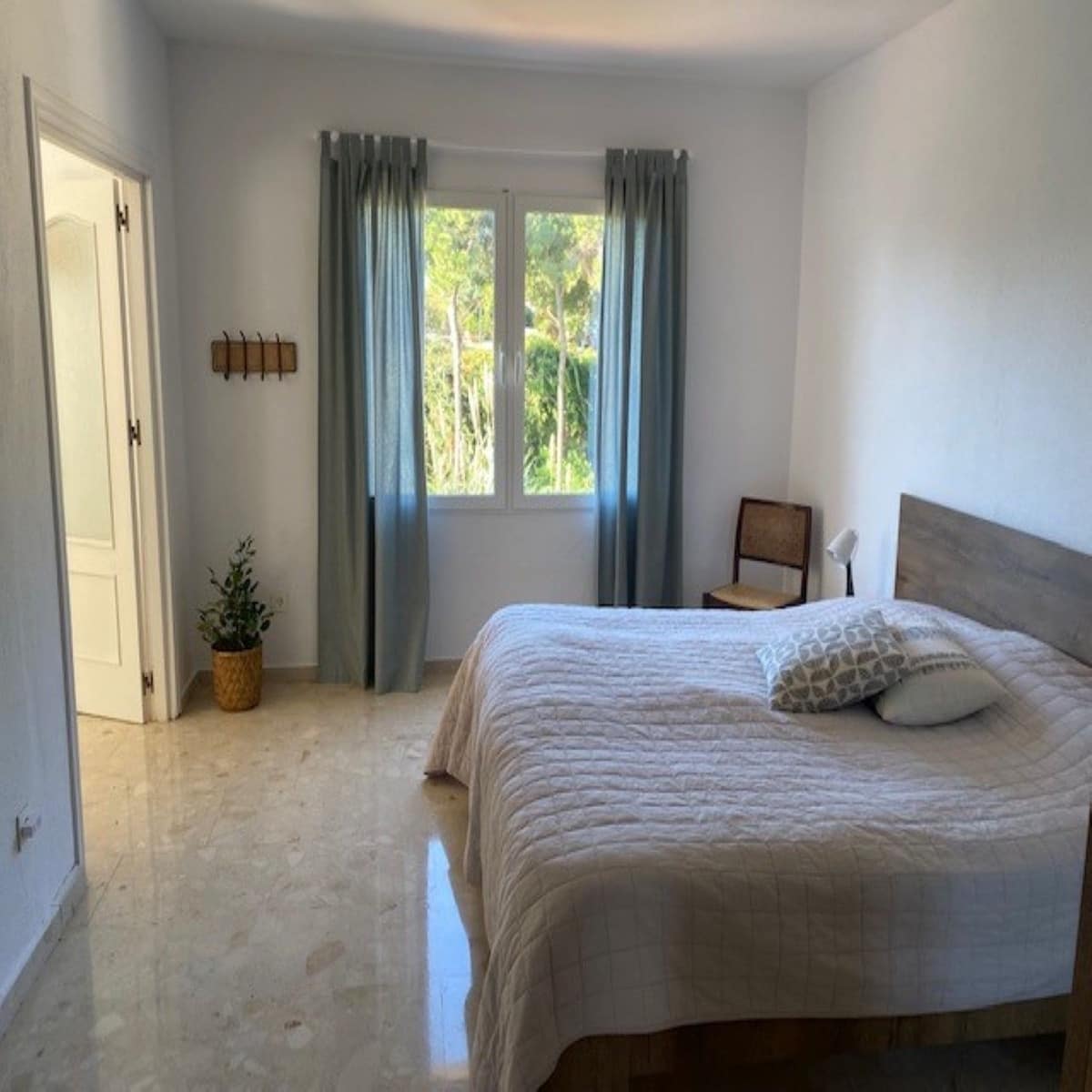 4 camera da letto Villa in vendita in Calahonda con piscina - 1.250.000 € (Rif: 9540296)