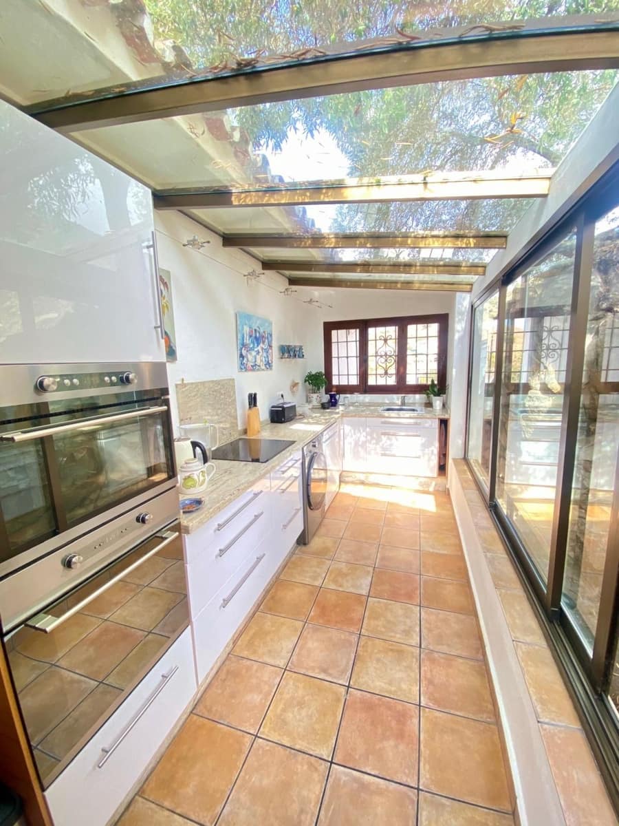 5 soverom Villa til salgs i Mijas med svømmebasseng garasje - € 1 150 000 (Ref: 9540298)