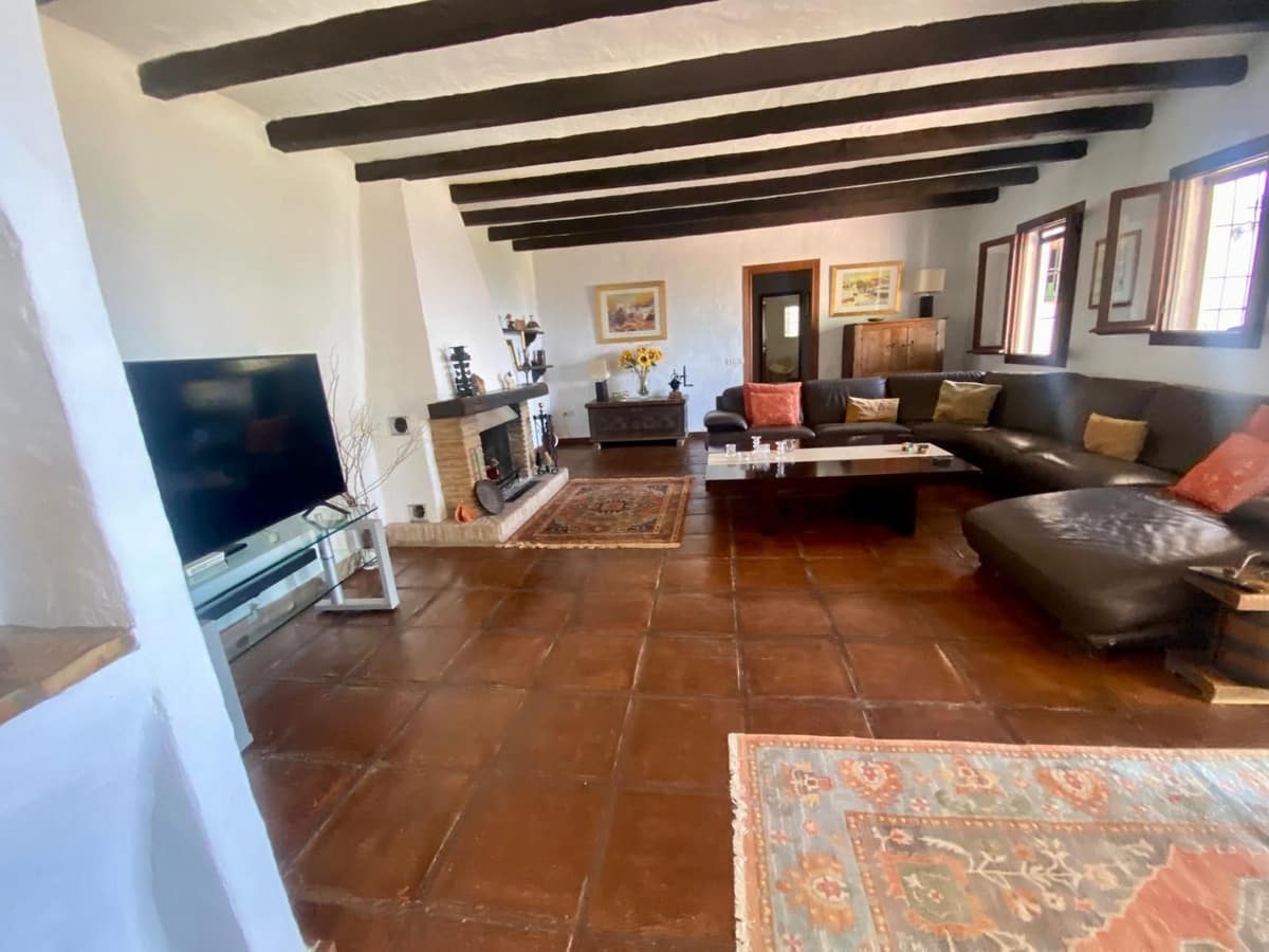 5 soverom Villa til salgs i Mijas med svømmebasseng garasje - € 1 150 000 (Ref: 9540298)